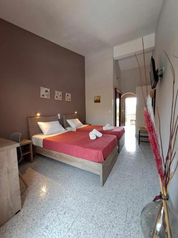 Ilias Apartments Ipsos Esterno foto